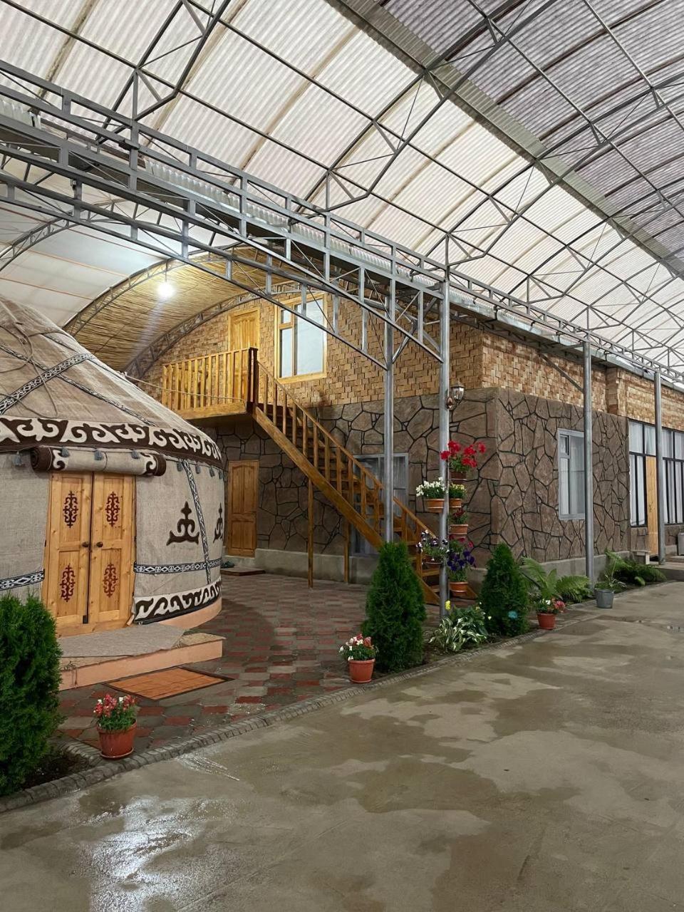 Guest House Amirhan Bokonbayevo Exterior foto
